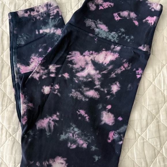 Lululemon Tie-Dye Leggings - Picture 1 of 6